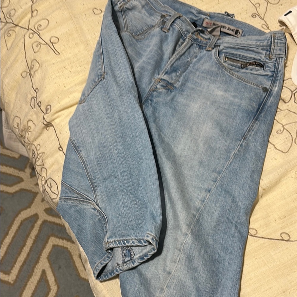 Levi's engineered shorts